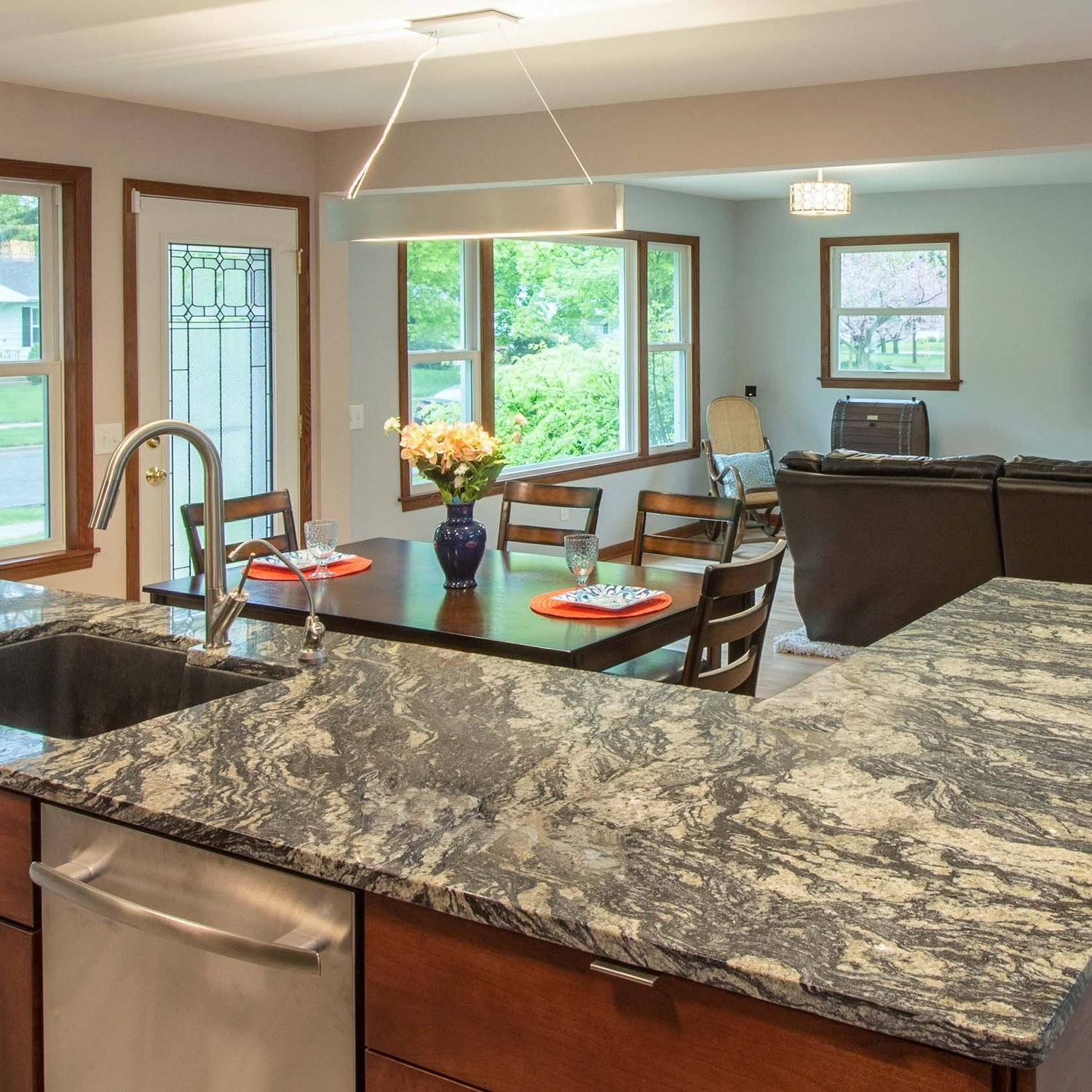 How to score quartz countertops at a discount in New Orleans