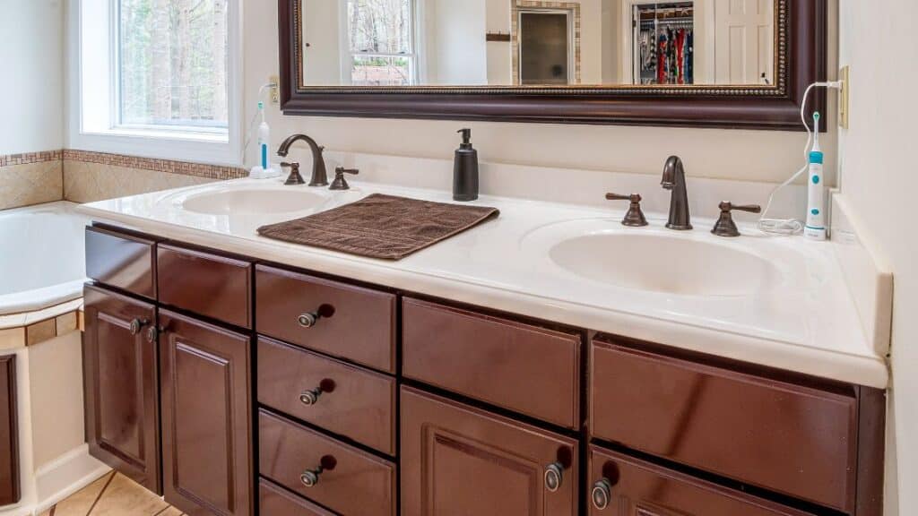 Installing Bathroom Countertops in New Orleans